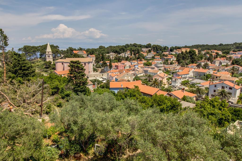 Villa Alma Veli Lošinj Eksteriør bilde