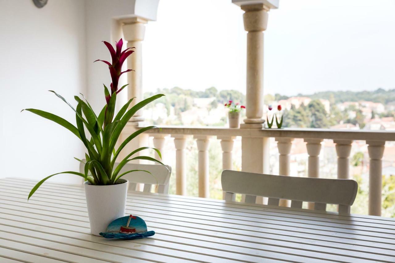 Villa Alma Veli Lošinj Eksteriør bilde